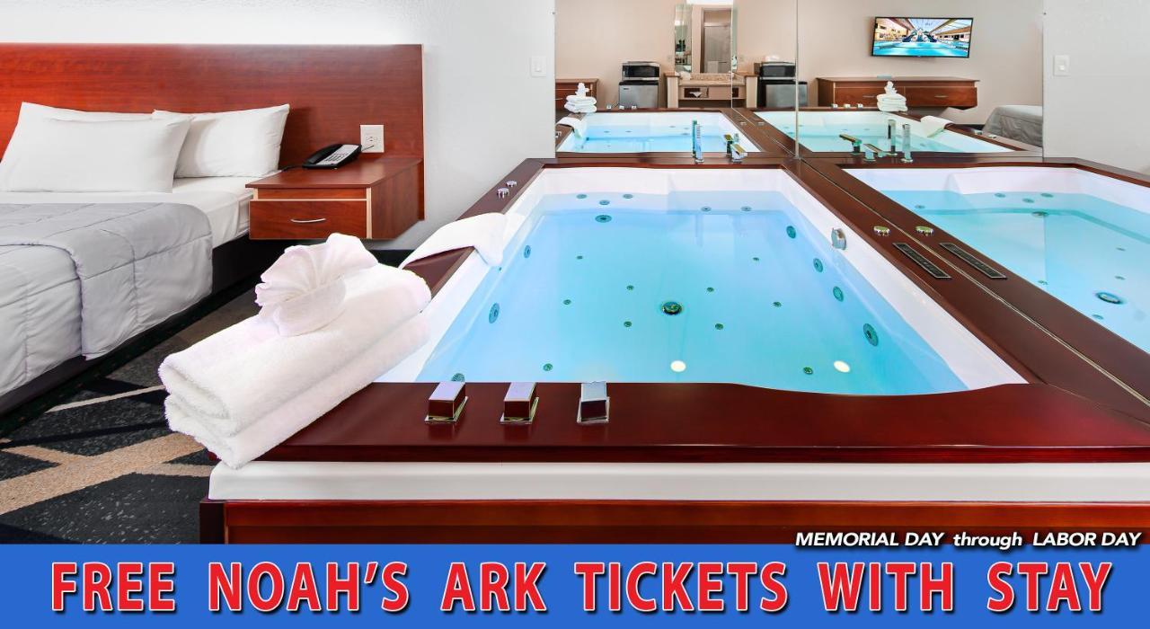 Grand Marquis Waterpark Hotel & Suites Wisconsin Dells Exterior foto