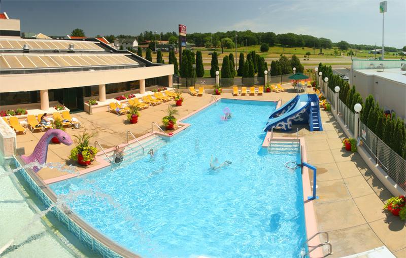 Grand Marquis Waterpark Hotel & Suites Wisconsin Dells Exterior foto